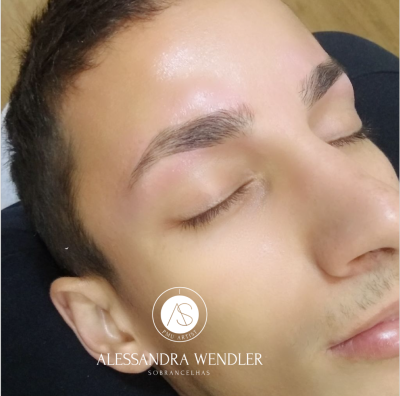 Design de sobrancelhas