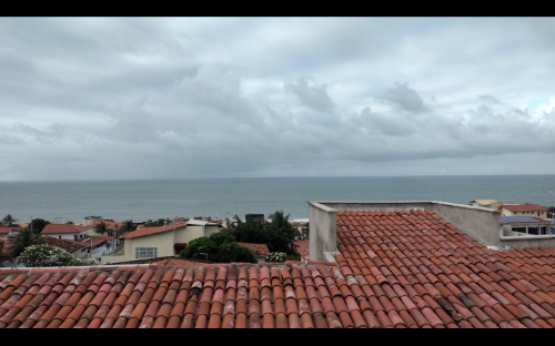 Casa Triplex em condomínio Pirangi