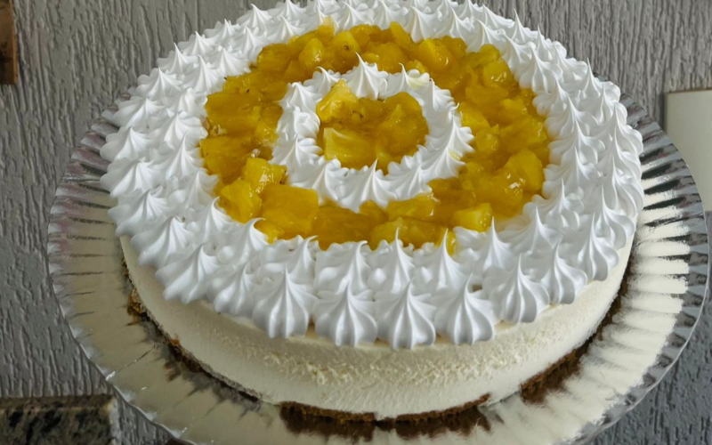 TORTA DE ABACAXI