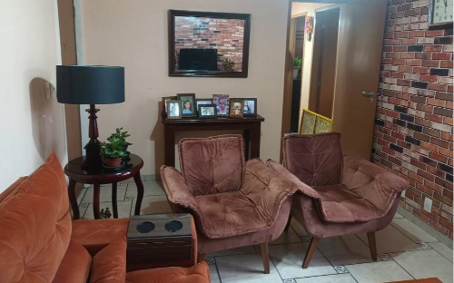 EXCELENTE APARTAMENTO EM VILA VALQUEIRE - REF: CE0014