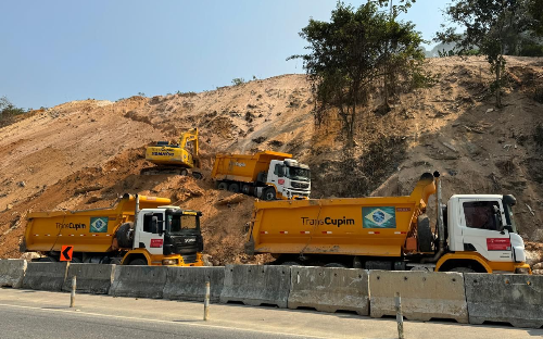 Transporte de materiais e resíduos