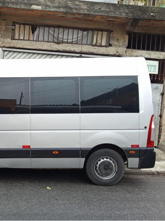 RENAULT MASTER L3H2 16 LUGARES