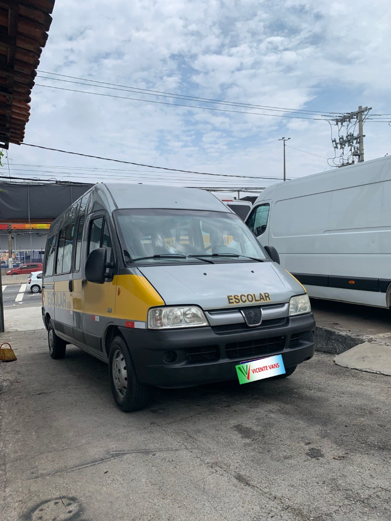 PEUGEOT BOXER MINIBUS COMPLETA 2013/2014