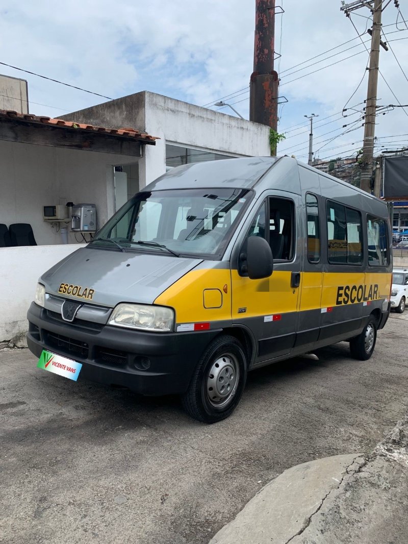 PEUGEOT BOXER MINIBUS COMPLETA-16 LUGARES
