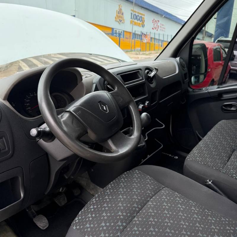 RENAULT MASTER L1H1 2.3 FURGÃO 2016/2017