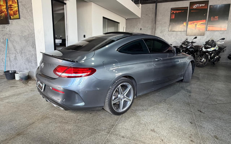 Mercedes-Benz C-250 Sport Coupe 2.0 16V 211cv Aut. 2017