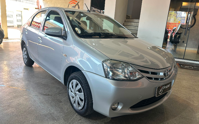 Toyota Etios X Sedan 1.5 Flex 16V 4P Mec. 2017