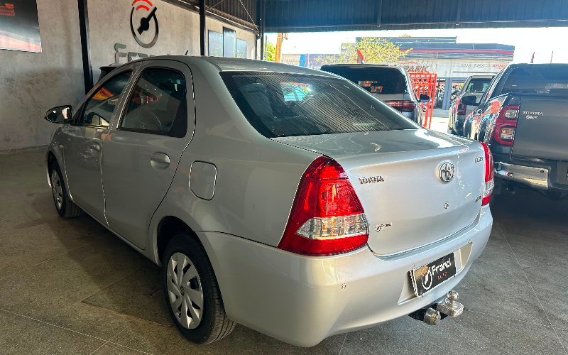 Toyota Etios X Sedan 1.5 Flex 16V 4P Mec. 2017